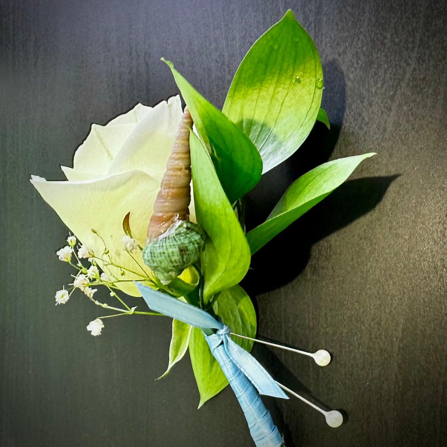 Ocean Breeze Boutonniere –  Seminole Florist, Seminole FL