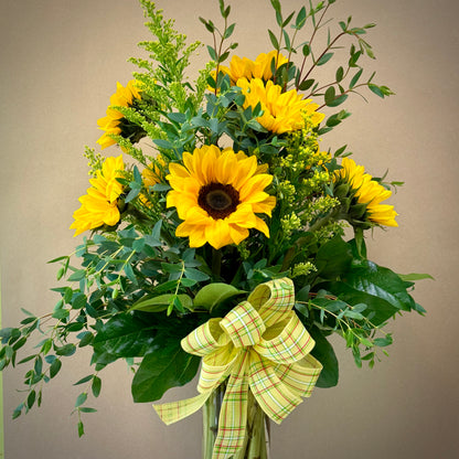 The Seminole Florist Honey Bee Sunflower Bouquet –  Seminole Florist, Seminole FL